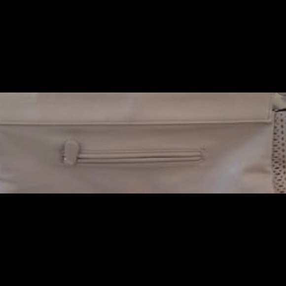 Devanee Shell - Picture 2 of 2